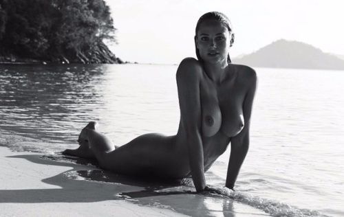 Erotic photo #211075