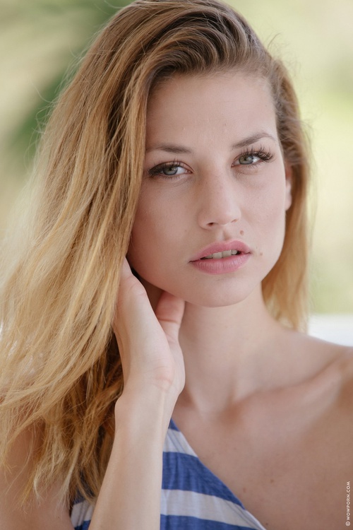 Erotic photo #886329